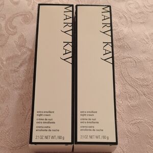 Mary Kay White Makeup Essentials